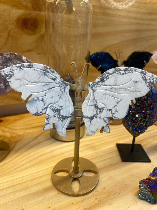 Mariposa Howlita