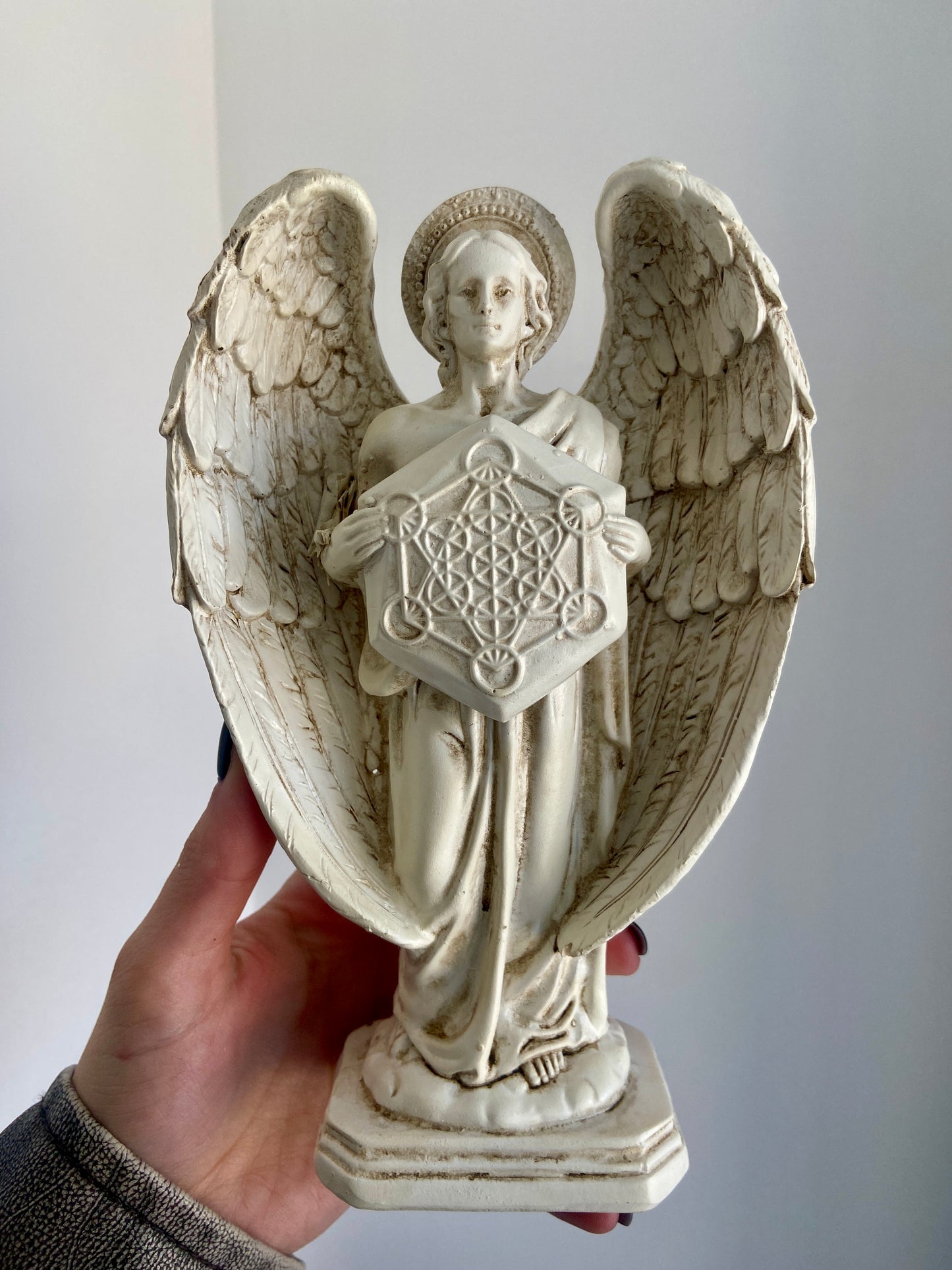 Ángel Con Cubo Metatrón