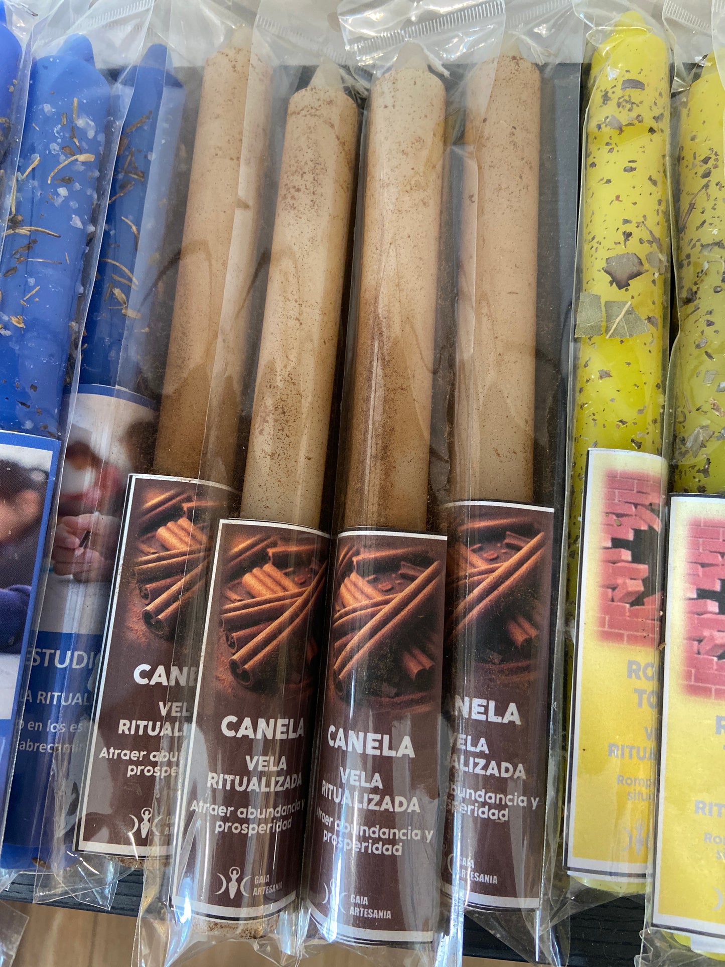 Vela Ritualizada Canela (Atraer Abundancia y Prosperidad)