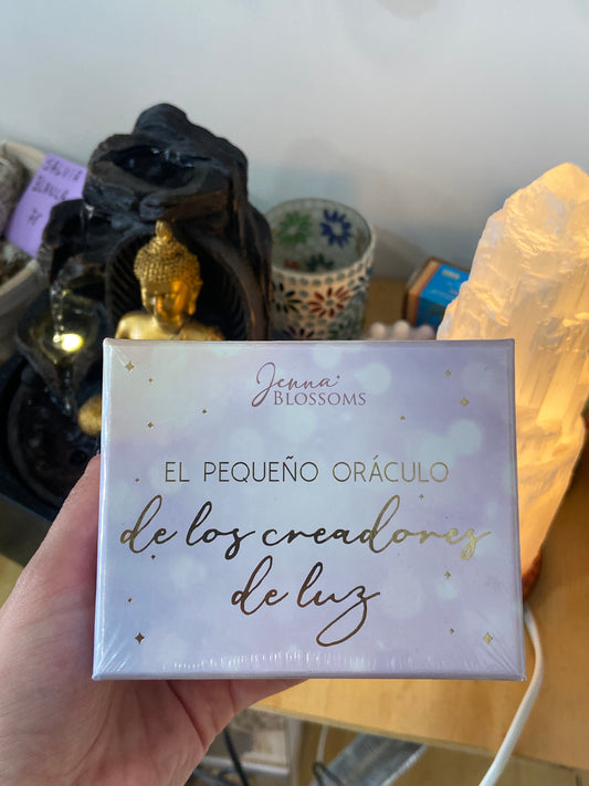 El Pequeño Oráculo De Los Creadores De Luz