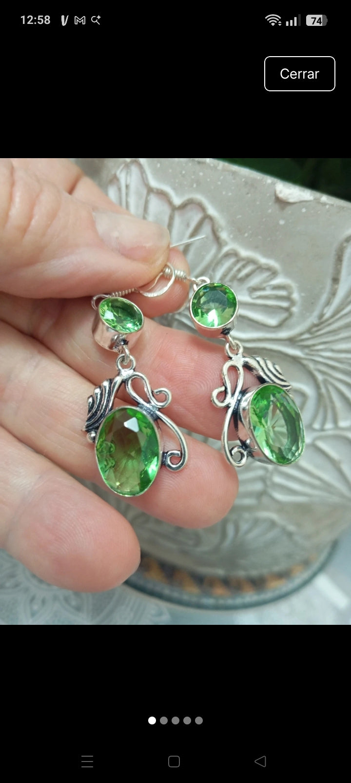 Pendientes artesanos en plata 925, con dobles peridotos.