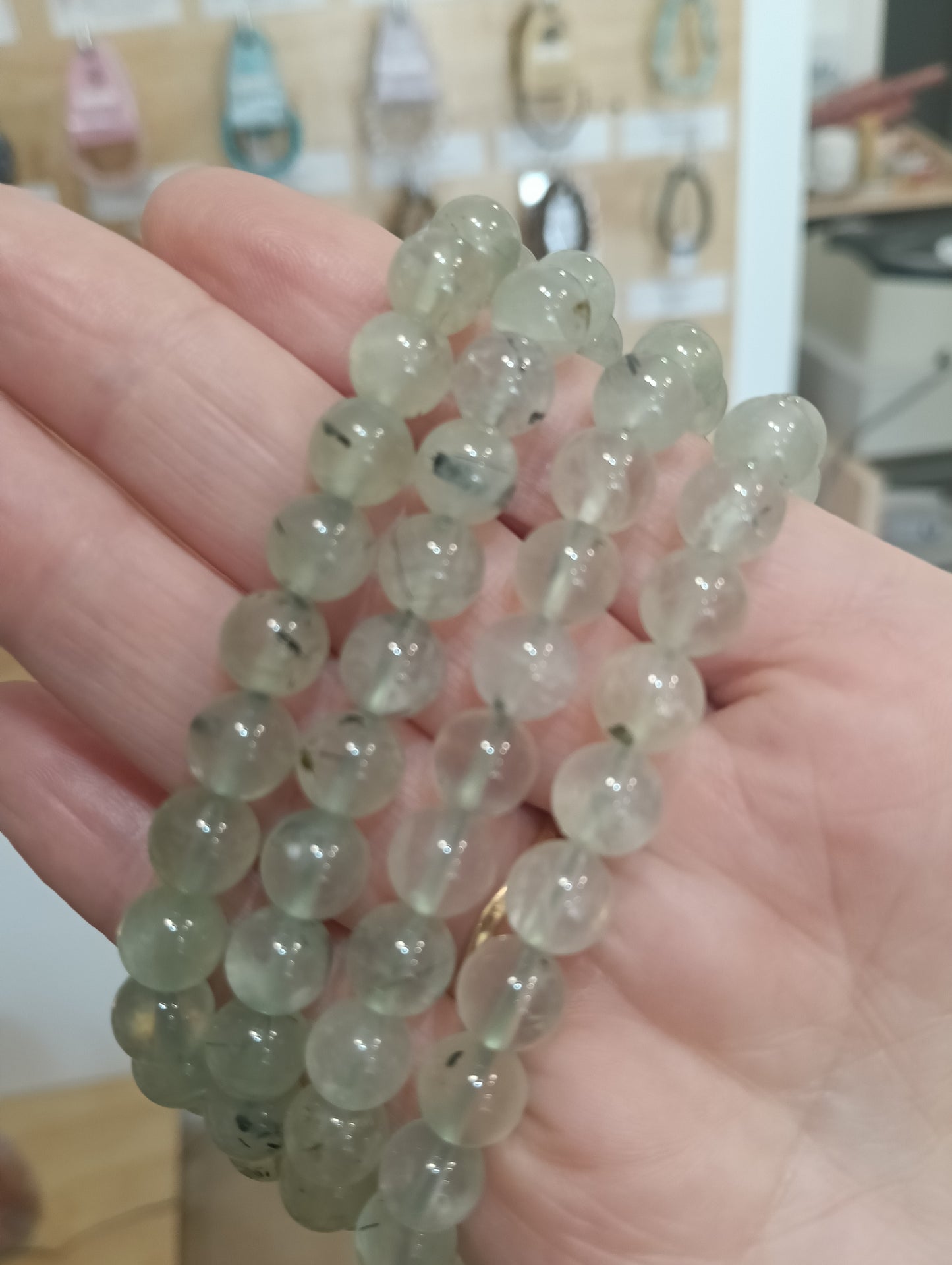 Pulsera prehinita