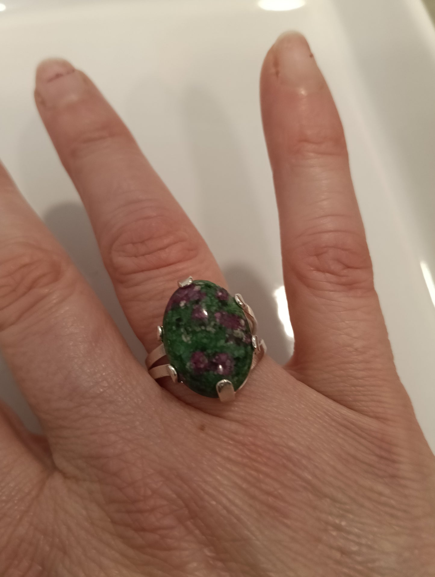 Anillo ajustable en plata 925 zoisita rubi